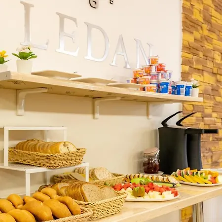 Resort Ledan 3*